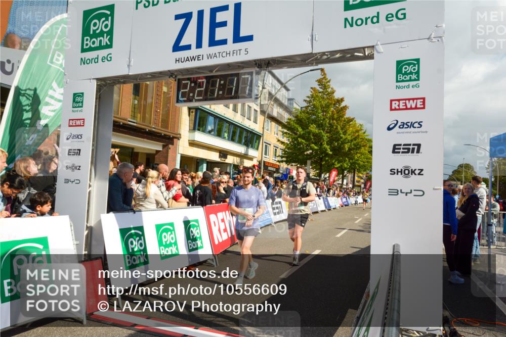 20.09.2026 - PSD Bank Halbmarathon LAZAROV Photography http://msf.ph/oto/10556609 20.09.2026 12:21:17 Ziel 1004, 1143, 1281, 1443, 2906, 2907, 3197, 3672 meine-sportfotos.de