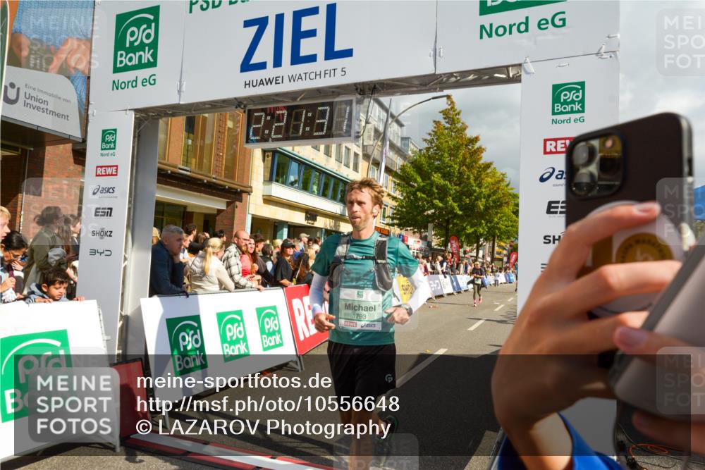 20.09.2026 - PSD Bank Halbmarathon LAZAROV Photography http://msf.ph/oto/10556648 20.09.2026 12:21:30 Ziel 1203, 1443, 1793, 3197, 3672, 4205 meine-sportfotos.de