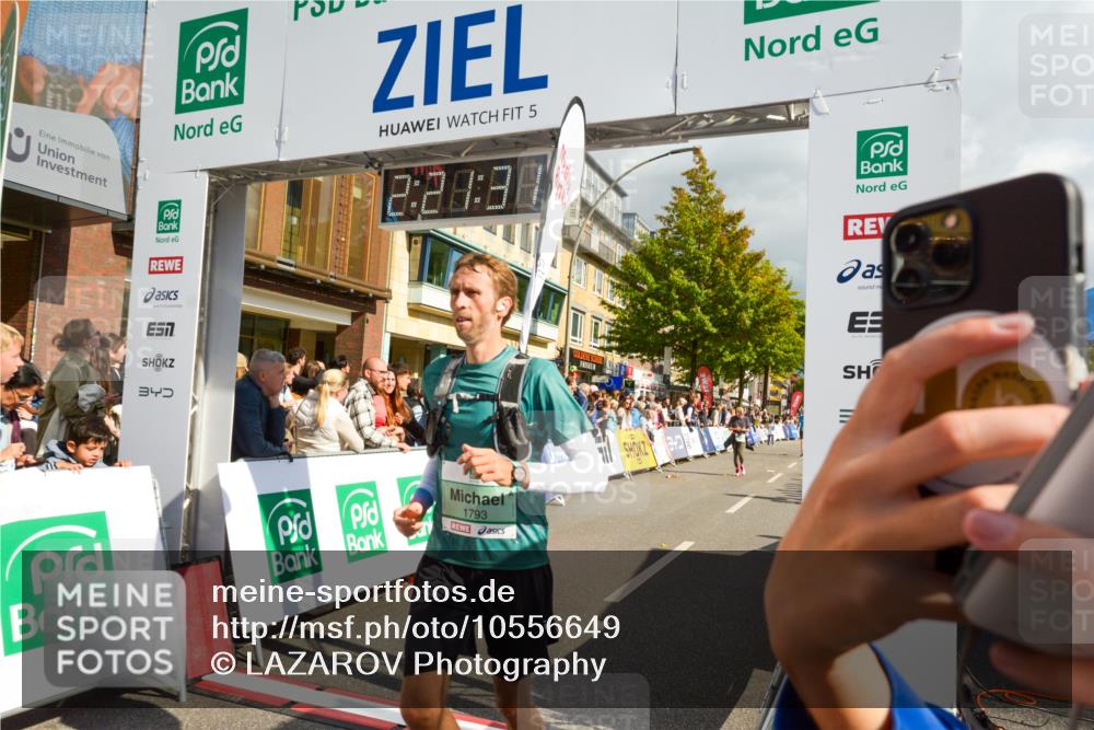 20.09.2026 - PSD Bank Halbmarathon LAZAROV Photography http://msf.ph/oto/10556649 20.09.2026 12:21:30 Ziel 1203, 1443, 1793, 3197, 3672, 4205 meine-sportfotos.de