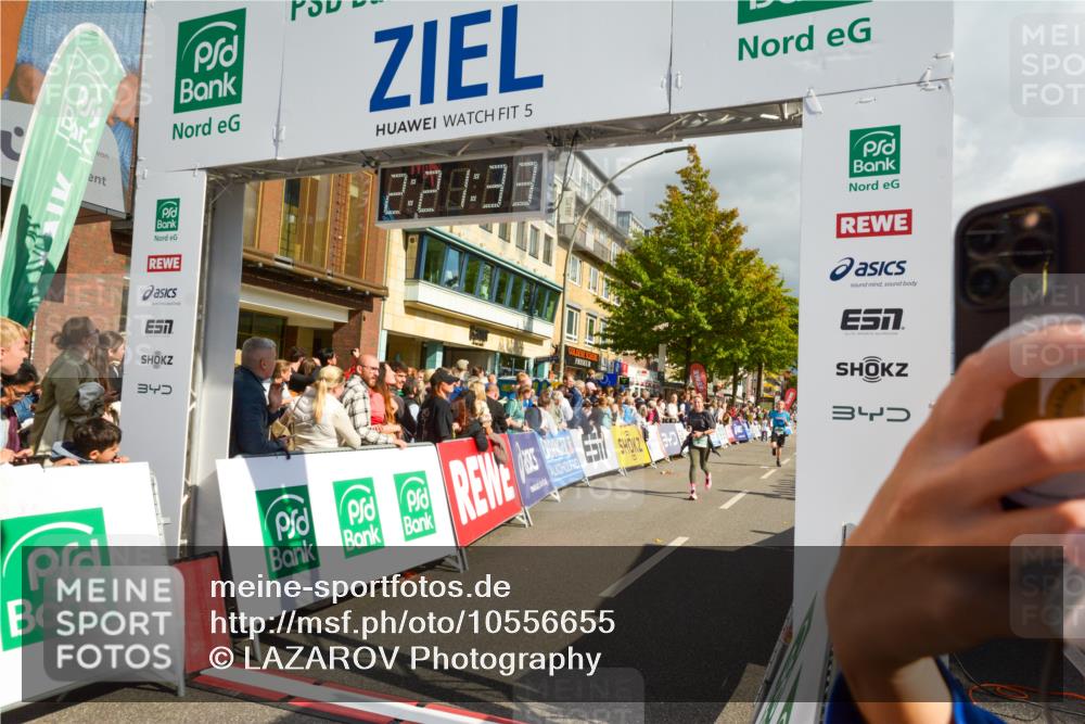 20.09.2026 - PSD Bank Halbmarathon LAZAROV Photography http://msf.ph/oto/10556655 20.09.2026 12:21:32 Ziel 1203, 1443, 1793, 3672, 4205 meine-sportfotos.de