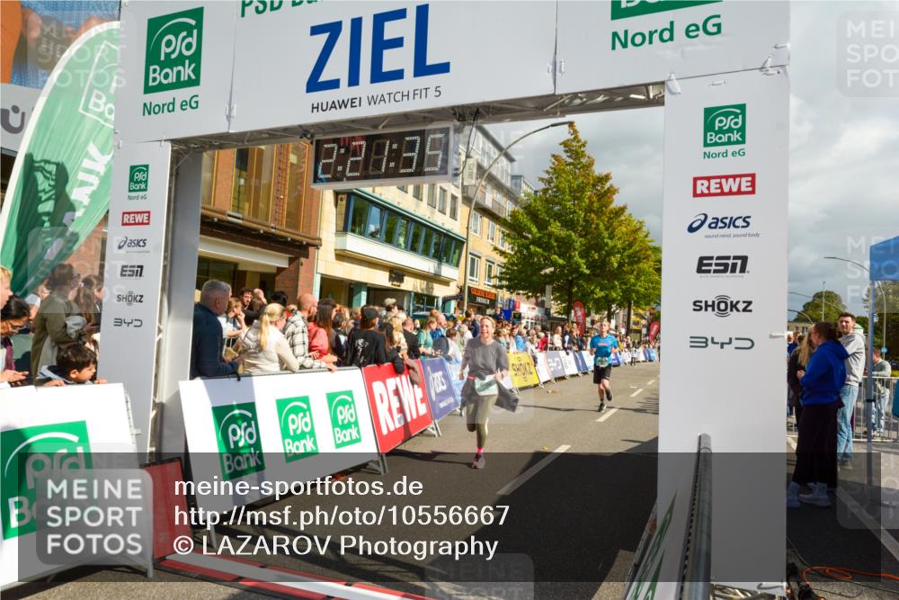 20.09.2026 - PSD Bank Halbmarathon LAZAROV Photography http://msf.ph/oto/10556667 20.09.2026 12:21:34 Ziel 1203, 1714, 1793, 4205 meine-sportfotos.de