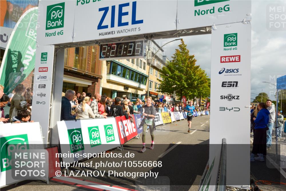 20.09.2026 - PSD Bank Halbmarathon LAZAROV Photography http://msf.ph/oto/10556668 20.09.2026 12:21:35 Ziel 1203, 1714, 1793, 4205 meine-sportfotos.de