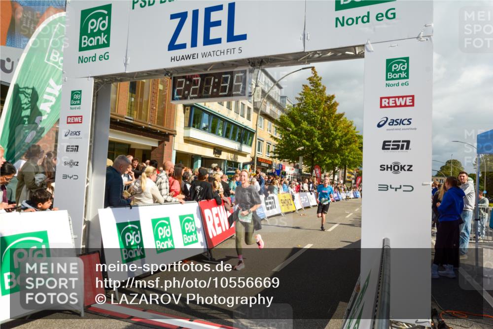 20.09.2026 - PSD Bank Halbmarathon LAZAROV Photography http://msf.ph/oto/10556669 20.09.2026 12:21:35 Ziel 1203, 1714, 1793, 4205 meine-sportfotos.de