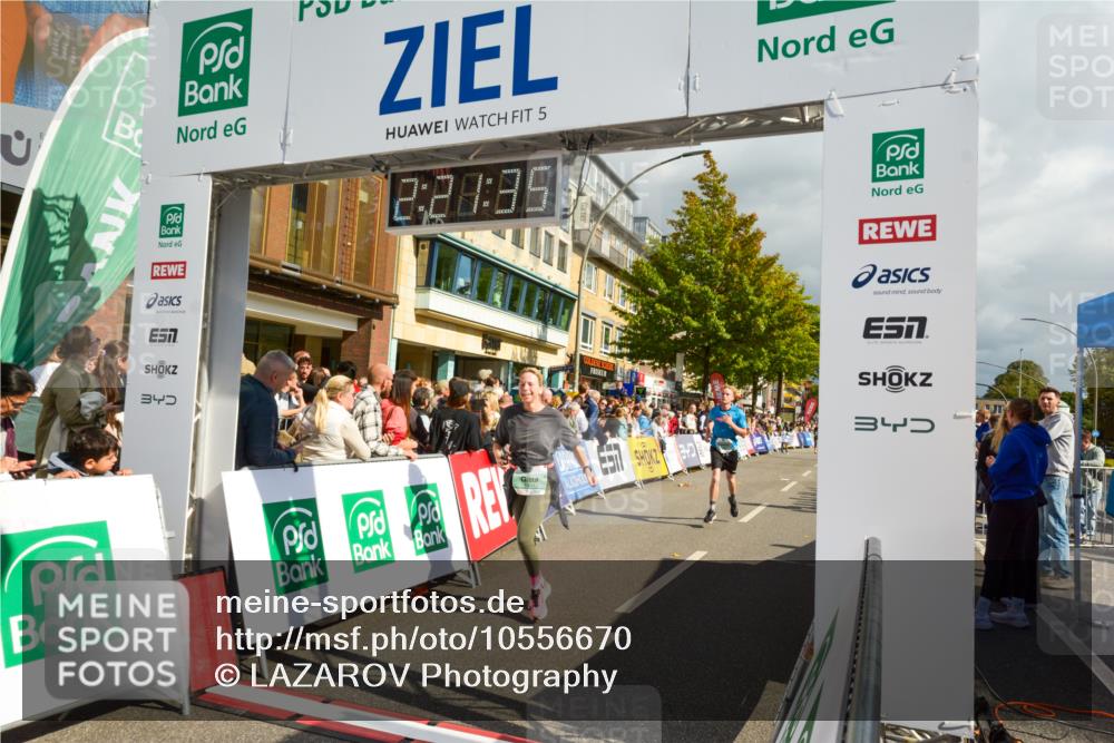 20.09.2026 - PSD Bank Halbmarathon LAZAROV Photography http://msf.ph/oto/10556670 20.09.2026 12:21:35 Ziel 1203, 1714, 1793, 4205 meine-sportfotos.de