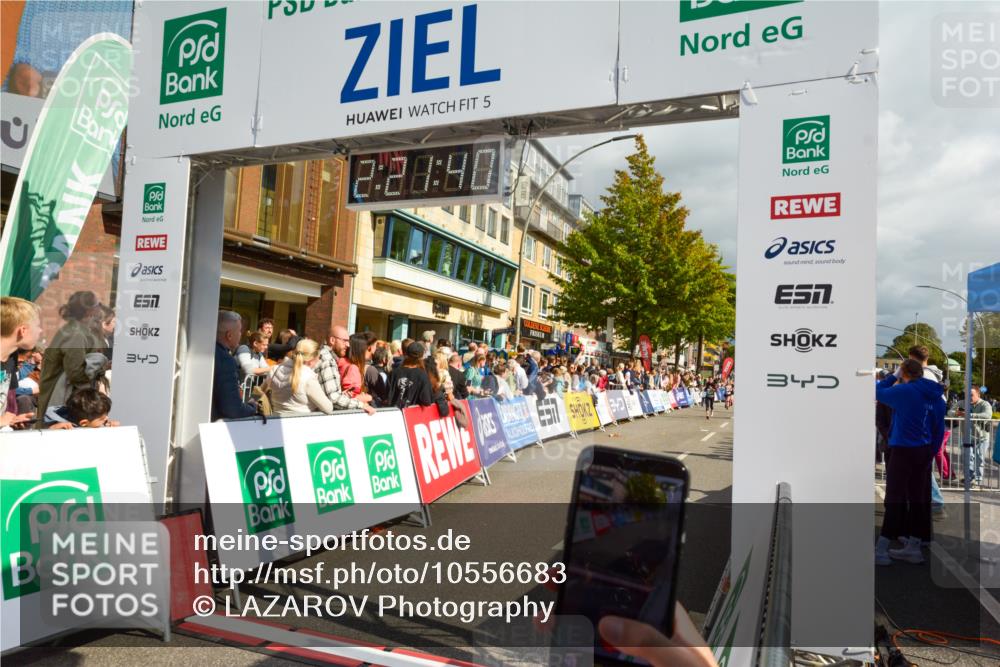 20.09.2026 - PSD Bank Halbmarathon LAZAROV Photography http://msf.ph/oto/10556683 20.09.2026 12:21:40 Ziel 1041, 1097, 1203, 1714, 4205 meine-sportfotos.de
