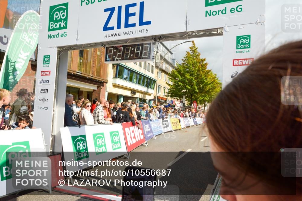 20.09.2026 - PSD Bank Halbmarathon LAZAROV Photography http://msf.ph/oto/10556687 20.09.2026 12:21:41 Ziel 1041, 1097, 1203, 1659, 1714, 2419, 4205 meine-sportfotos.de