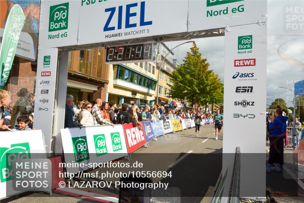 20.09.2026 - PSD Bank Halbmarathon LAZAROV Photography http://msf.ph/oto/10556694 20.09.2026 12:21:44 Ziel 1041, 1097, 1659, 1714, 2419, 2917, 4303, 4310, 4315 meine-sportfotos.de