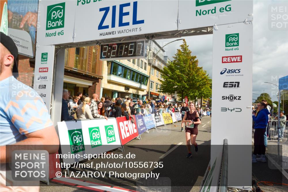 20.09.2026 - PSD Bank Halbmarathon LAZAROV Photography http://msf.ph/oto/10556735 20.09.2026 12:21:56 Ziel 1041, 1659, 2060, 2235, 2419, 2770, 2917, 3741, 4303, 4310, 4315 meine-sportfotos.de