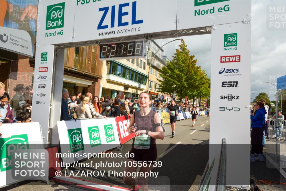 20.09.2026 - PSD Bank Halbmarathon LAZAROV Photography http://msf.ph/oto/10556739 20.09.2026 12:21:57 Ziel 1041, 1659, 1773, 2060, 2235, 2419, 2770, 2917, 3741, 4303, 4310, 4315, 4413 meine-sportfotos.de