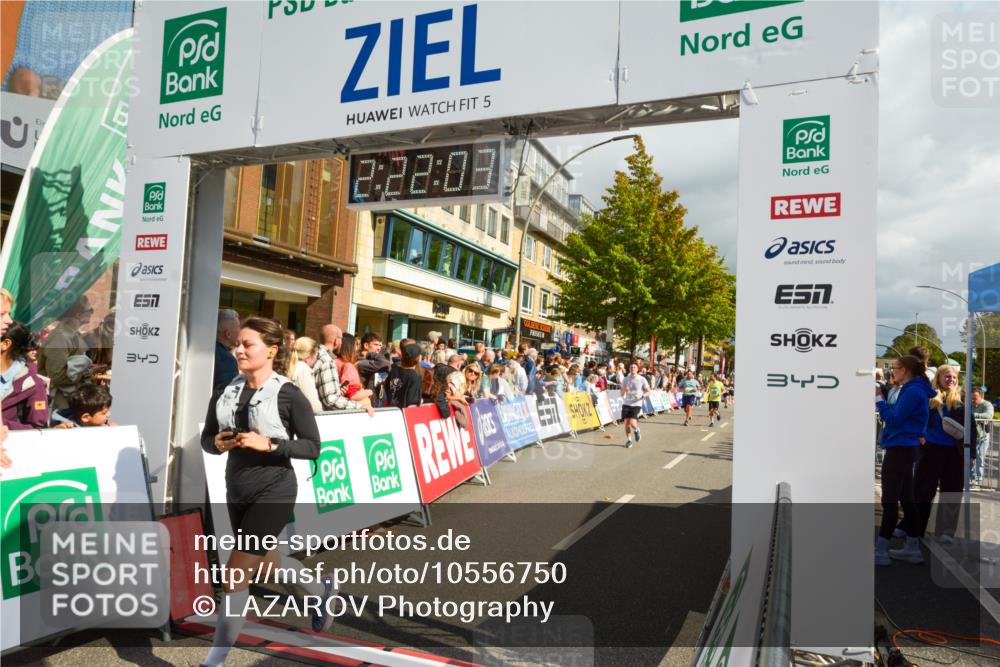 20.09.2026 - PSD Bank Halbmarathon LAZAROV Photography http://msf.ph/oto/10556750 20.09.2026 12:22:02 Ziel 1773, 2060, 2235, 2770, 3014, 3741, 4303, 4310, 4315, 4413 meine-sportfotos.de
