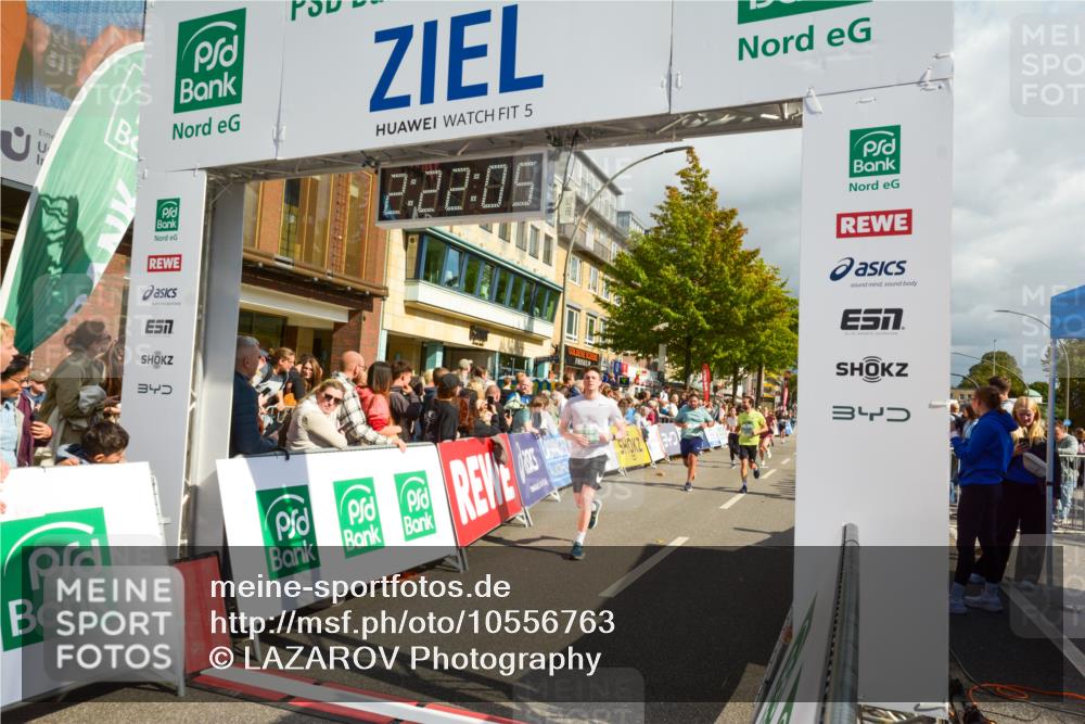20.09.2026 - PSD Bank Halbmarathon LAZAROV Photography http://msf.ph/oto/10556763 20.09.2026 12:22:05 Ziel 1329, 1773, 1991, 2235, 2770, 3014, 3741, 4361, 4413 meine-sportfotos.de