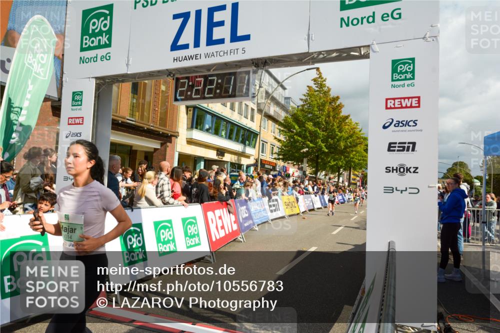 20.09.2026 - PSD Bank Halbmarathon LAZAROV Photography http://msf.ph/oto/10556783 20.09.2026 12:22:11 Ziel 1329, 1773, 1991, 2770, 3014, 3560, 3741, 4337, 4361, 4413 meine-sportfotos.de