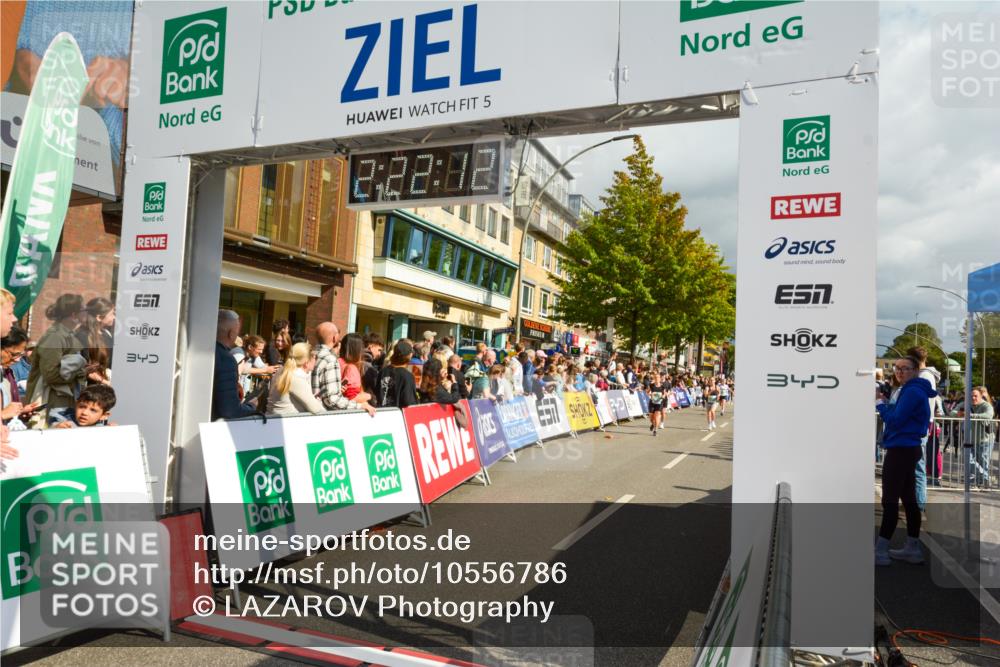 20.09.2026 - PSD Bank Halbmarathon LAZAROV Photography http://msf.ph/oto/10556786 20.09.2026 12:22:11 Ziel 1329, 1773, 1991, 2770, 3014, 3560, 3741, 4337, 4361, 4413 meine-sportfotos.de