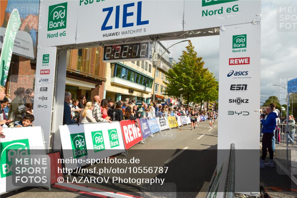 20.09.2026 - PSD Bank Halbmarathon LAZAROV Photography http://msf.ph/oto/10556787 20.09.2026 12:22:11 Ziel 1329, 1773, 1991, 2770, 3014, 3560, 3741, 4337, 4361, 4413 meine-sportfotos.de
