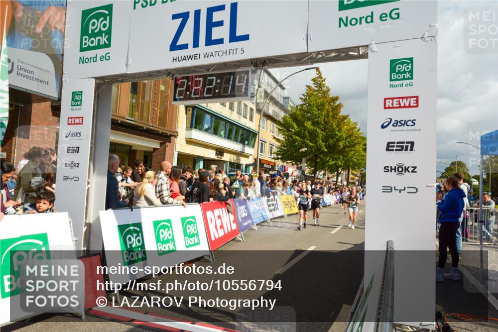 20.09.2026 - PSD Bank Halbmarathon LAZAROV Photography http://msf.ph/oto/10556794 20.09.2026 12:22:13 Ziel 1329, 1773, 1825, 1991, 2770, 3014, 3560, 3741, 4337, 4361, 4413 meine-sportfotos.de