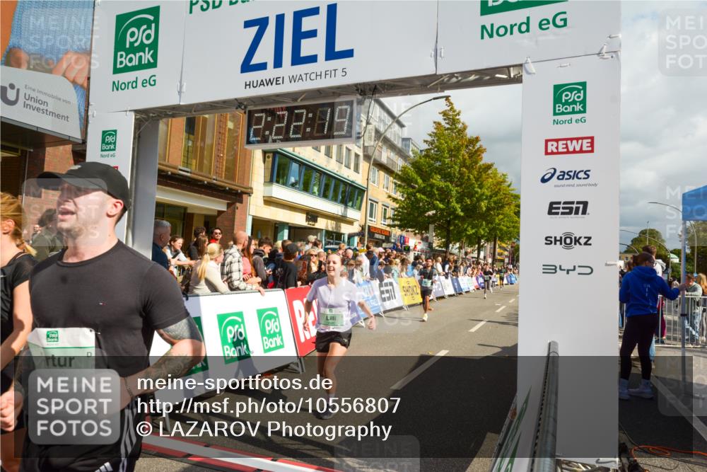 20.09.2026 - PSD Bank Halbmarathon LAZAROV Photography http://msf.ph/oto/10556807 20.09.2026 12:22:18 Ziel 1329, 1825, 1991, 2996, 3462, 3560, 4337, 4361 meine-sportfotos.de