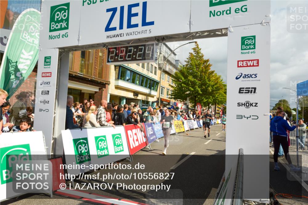 20.09.2026 - PSD Bank Halbmarathon LAZAROV Photography http://msf.ph/oto/10556827 20.09.2026 12:22:23 Ziel 1329, 1825, 1991, 2996, 3462, 3560, 4337, 4361, 4362, 4666 meine-sportfotos.de