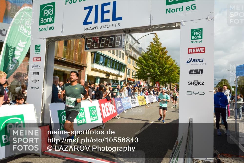 20.09.2026 - PSD Bank Halbmarathon LAZAROV Photography http://msf.ph/oto/10556843 20.09.2026 12:22:29 Ziel 1657, 1767, 1825, 2996, 3462, 4161, 4333, 4362, 4388, 4666 meine-sportfotos.de