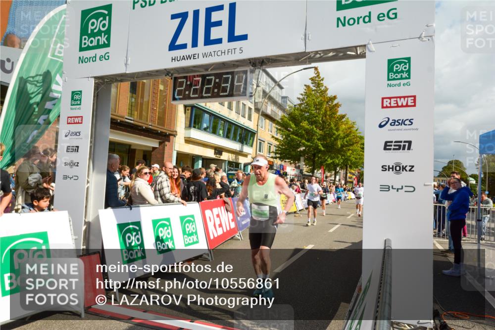 20.09.2026 - PSD Bank Halbmarathon LAZAROV Photography http://msf.ph/oto/10556861 20.09.2026 12:22:33 Ziel 1657, 1767, 2392, 2996, 3462, 4161, 4333, 4362, 4388, 4666 meine-sportfotos.de