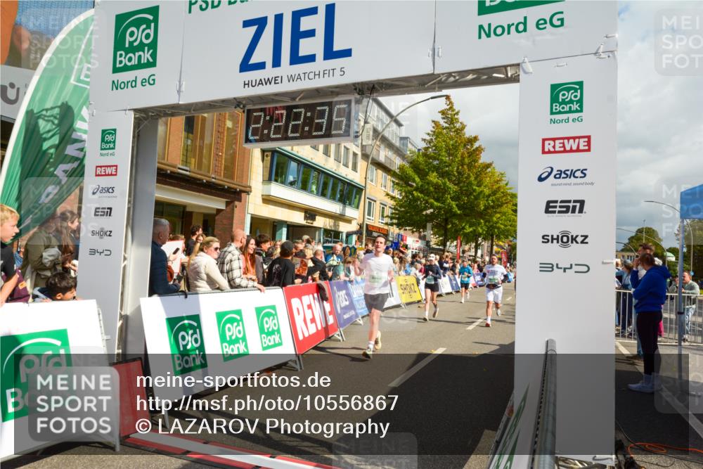 20.09.2026 - PSD Bank Halbmarathon LAZAROV Photography http://msf.ph/oto/10556867 20.09.2026 12:22:35 Ziel 1657, 1767, 2392, 3462, 4161, 4333, 4362, 4388, 4666 meine-sportfotos.de