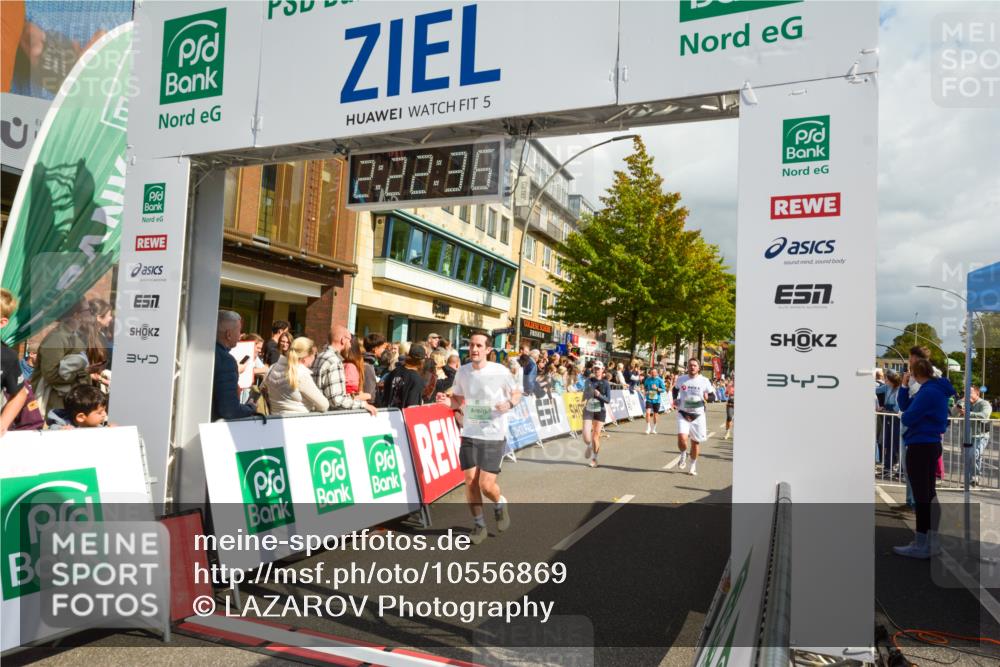 20.09.2026 - PSD Bank Halbmarathon LAZAROV Photography http://msf.ph/oto/10556869 20.09.2026 12:22:35 Ziel 1657, 1767, 2392, 3462, 4161, 4333, 4362, 4388, 4666 meine-sportfotos.de