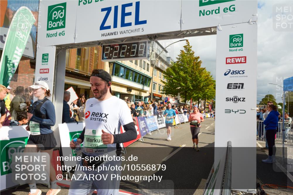 20.09.2026 - PSD Bank Halbmarathon LAZAROV Photography http://msf.ph/oto/10556879 20.09.2026 12:22:38 Ziel 1657, 1767, 2392, 3245, 3358, 4161, 4333, 4388, 4666 meine-sportfotos.de