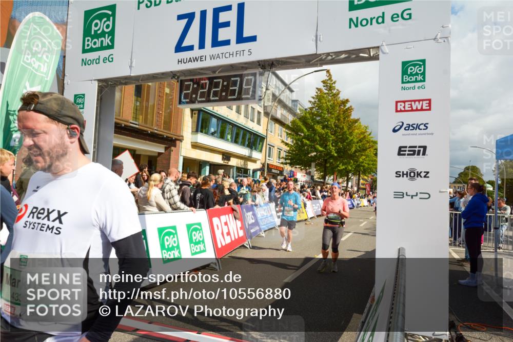 20.09.2026 - PSD Bank Halbmarathon LAZAROV Photography http://msf.ph/oto/10556880 20.09.2026 12:22:39 Ziel 1657, 1767, 1939, 2392, 3245, 3358, 4161, 4333, 4388, 4666 meine-sportfotos.de