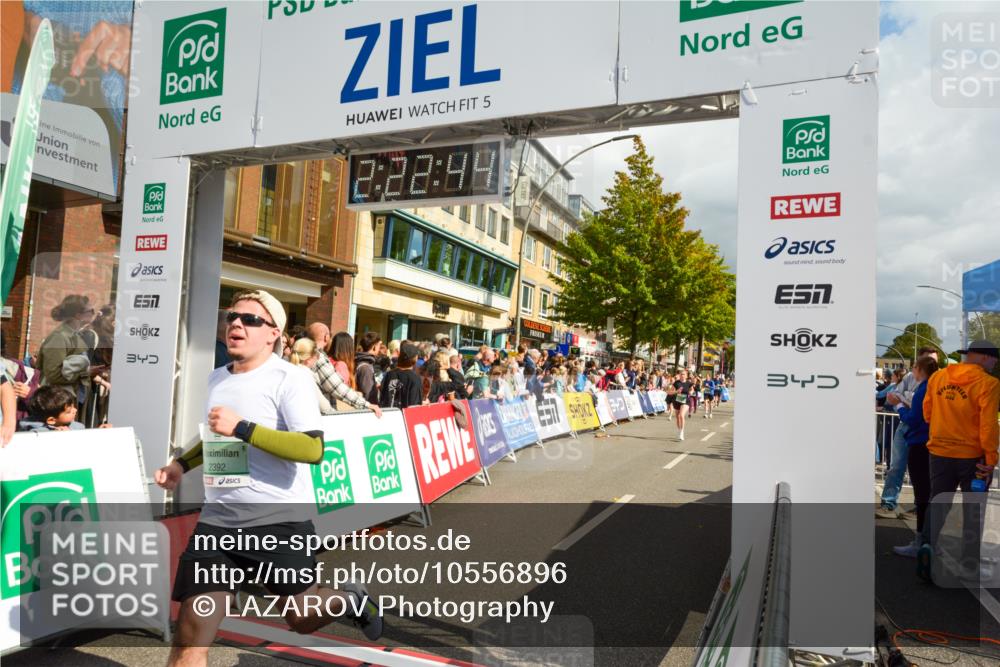20.09.2026 - PSD Bank Halbmarathon LAZAROV Photography http://msf.ph/oto/10556896 20.09.2026 12:22:43 Ziel 1657, 1767, 1939, 2392, 2710, 3245, 3358, 3541, 4032, 4161, 4333, 4388 meine-sportfotos.de