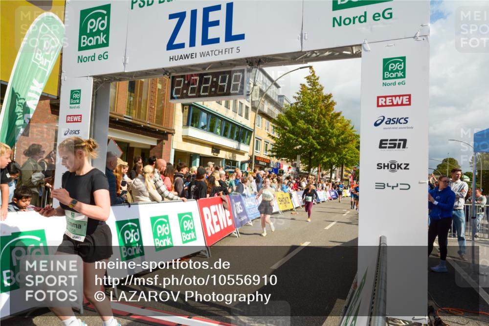 20.09.2026 - PSD Bank Halbmarathon LAZAROV Photography http://msf.ph/oto/10556910 20.09.2026 12:22:48 Ziel 1391, 1939, 2319, 2392, 2710, 3245, 3358, 3541, 4032 meine-sportfotos.de