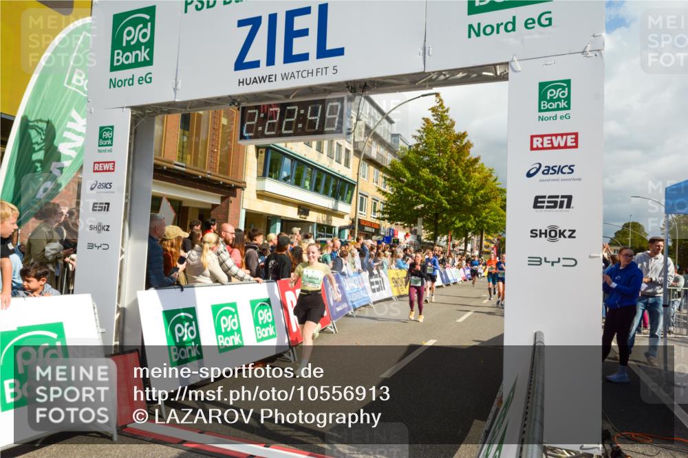 20.09.2026 - PSD Bank Halbmarathon LAZAROV Photography http://msf.ph/oto/10556913 20.09.2026 12:22:48 Ziel 1391, 1939, 2319, 2392, 2710, 3245, 3358, 3541, 4032 meine-sportfotos.de