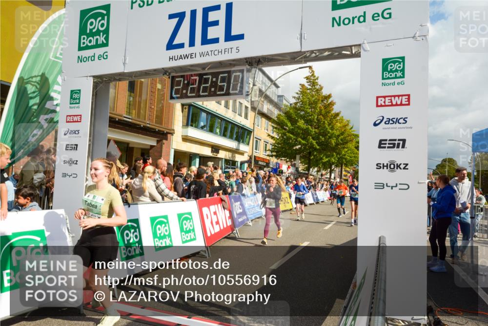 20.09.2026 - PSD Bank Halbmarathon LAZAROV Photography http://msf.ph/oto/10556916 20.09.2026 12:22:49 Ziel 1378, 1391, 1939, 2319, 2392, 2710, 3245, 3358, 3541, 4032 meine-sportfotos.de