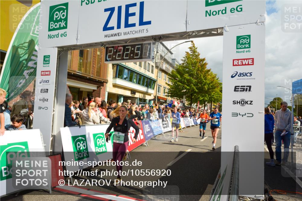 20.09.2026 - PSD Bank Halbmarathon LAZAROV Photography http://msf.ph/oto/10556920 20.09.2026 12:22:51 Ziel 1378, 1391, 1939, 2319, 2710, 3245, 3358, 3541, 4032 meine-sportfotos.de