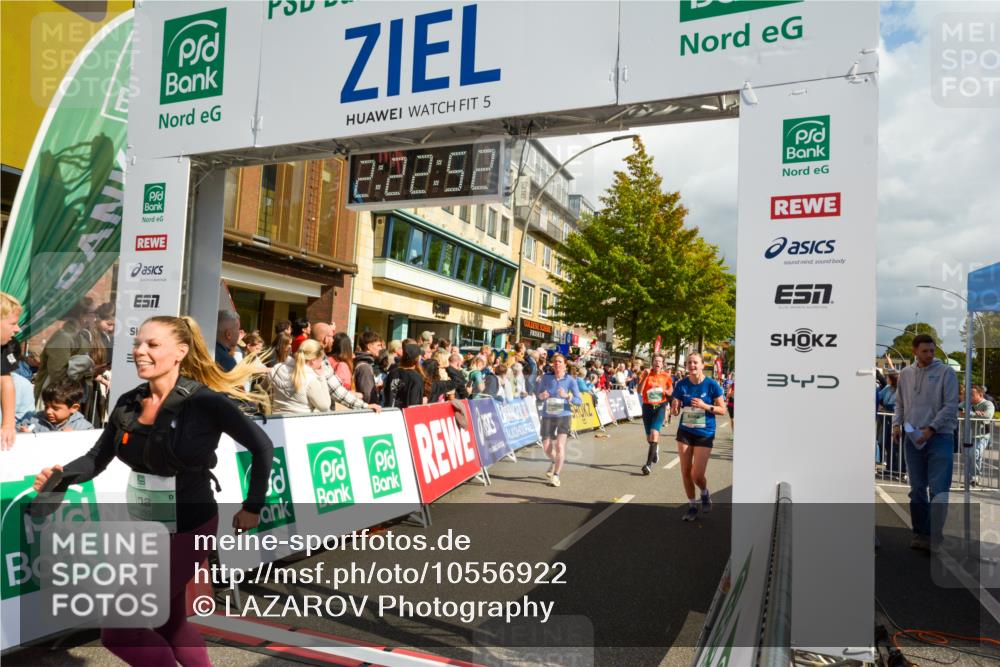 20.09.2026 - PSD Bank Halbmarathon LAZAROV Photography http://msf.ph/oto/10556922 20.09.2026 12:22:51 Ziel 1378, 1391, 1939, 2319, 2710, 3245, 3358, 3541, 4032 meine-sportfotos.de