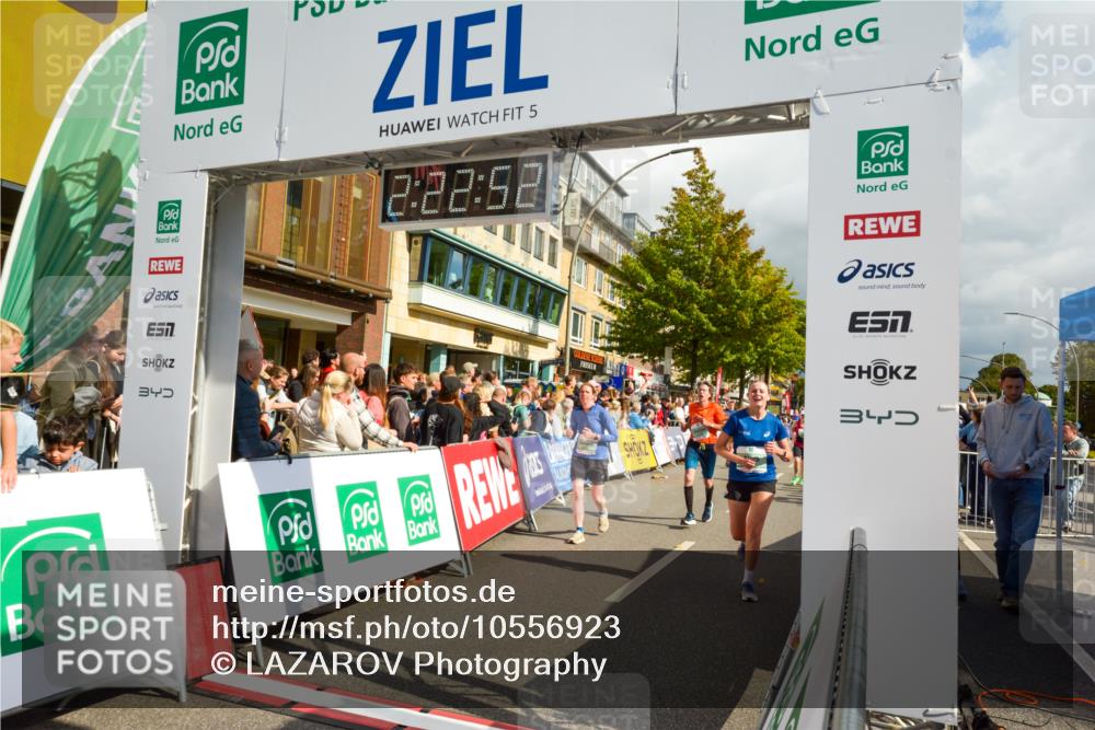 20.09.2026 - PSD Bank Halbmarathon LAZAROV Photography http://msf.ph/oto/10556923 20.09.2026 12:22:51 Ziel 1378, 1391, 1939, 2319, 2710, 3245, 3358, 3541, 4032 meine-sportfotos.de