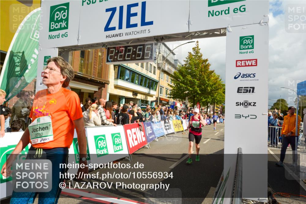 20.09.2026 - PSD Bank Halbmarathon LAZAROV Photography http://msf.ph/oto/10556934 20.09.2026 12:22:55 Ziel 1378, 1391, 1939, 2319, 2337, 2710, 3245, 3541, 4032 meine-sportfotos.de