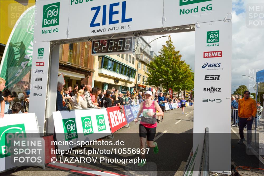 20.09.2026 - PSD Bank Halbmarathon LAZAROV Photography http://msf.ph/oto/10556937 20.09.2026 12:22:56 Ziel 1295, 1378, 1391, 1939, 2319, 2337, 2710, 3541, 4032, 4202 meine-sportfotos.de