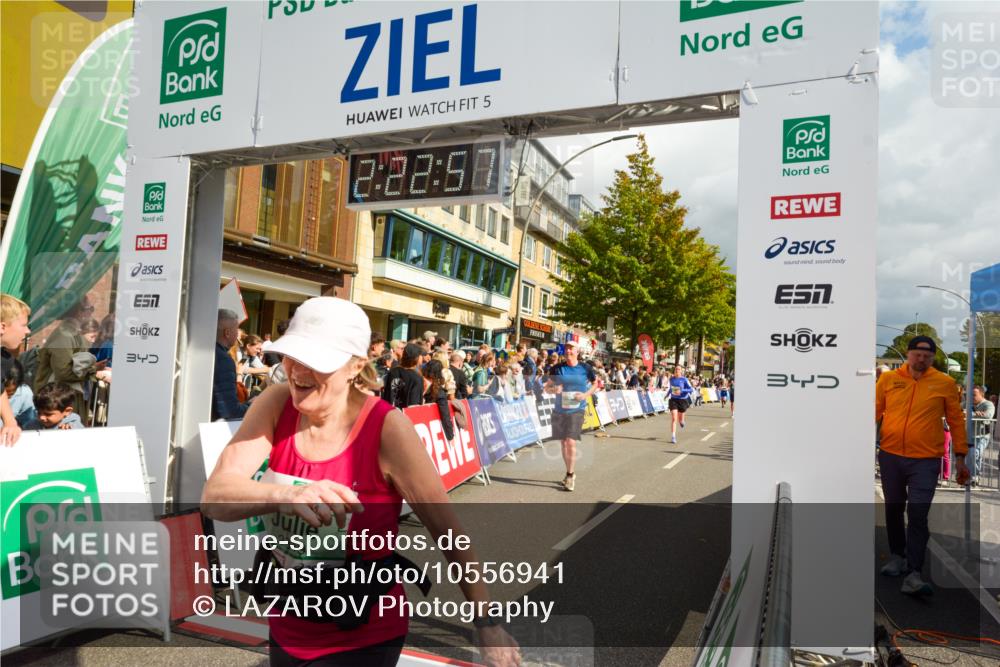 20.09.2026 - PSD Bank Halbmarathon LAZAROV Photography http://msf.ph/oto/10556941 20.09.2026 12:22:57 Ziel 1295, 1378, 1391, 1939, 2319, 2337, 2710, 3541, 4032, 4202 meine-sportfotos.de