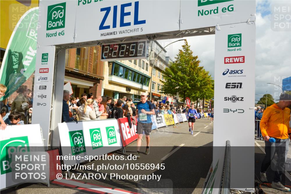 20.09.2026 - PSD Bank Halbmarathon LAZAROV Photography http://msf.ph/oto/10556945 20.09.2026 12:22:58 Ziel 1295, 1378, 1391, 2319, 2337, 2710, 3541, 4032, 4202 meine-sportfotos.de