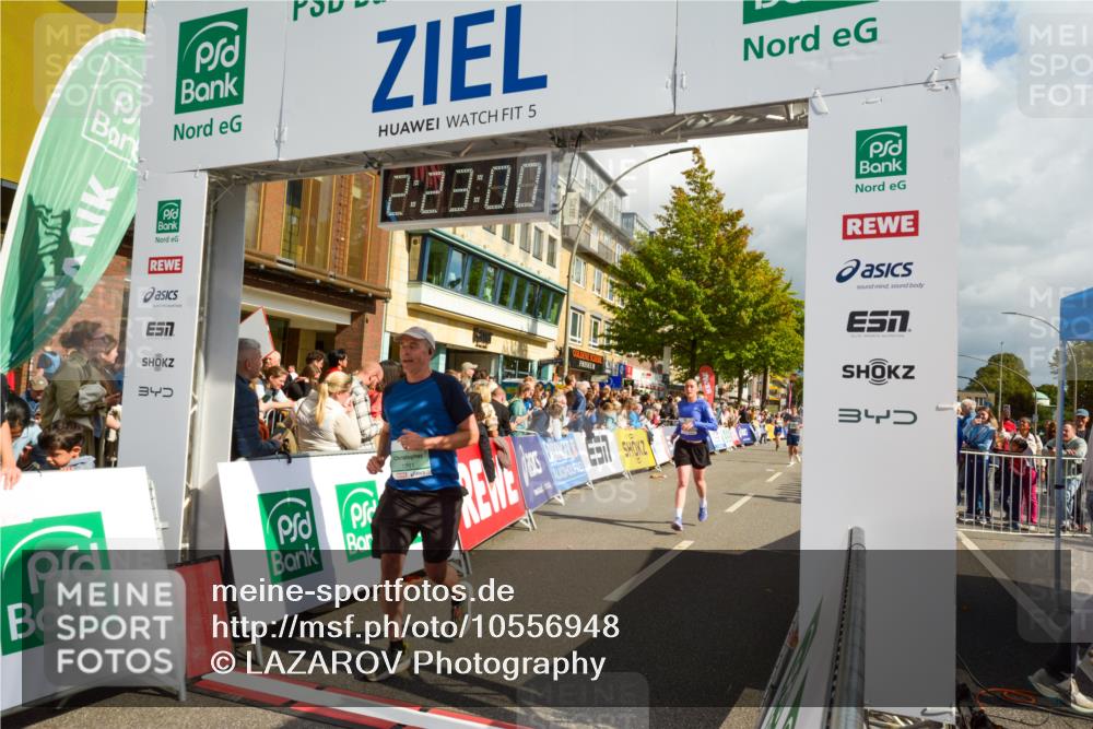 20.09.2026 - PSD Bank Halbmarathon LAZAROV Photography http://msf.ph/oto/10556948 20.09.2026 12:22:59 Ziel 1295, 1378, 1391, 2319, 2337, 2710, 3541, 4032, 4202 meine-sportfotos.de