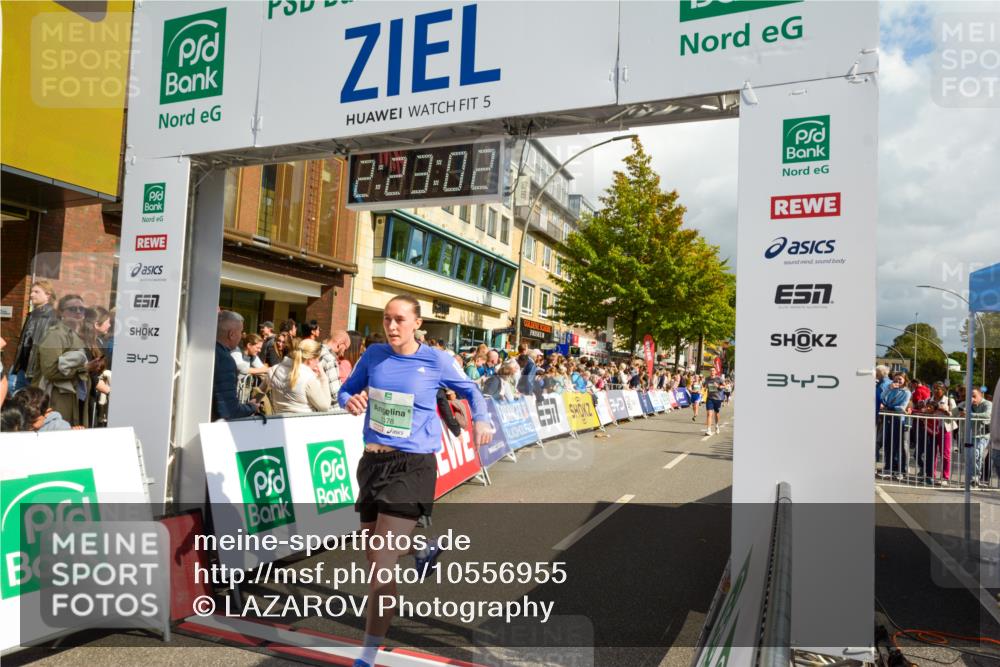 20.09.2026 - PSD Bank Halbmarathon LAZAROV Photography http://msf.ph/oto/10556955 20.09.2026 12:23:01 Ziel 1295, 1378, 1391, 2319, 2337, 4202 meine-sportfotos.de