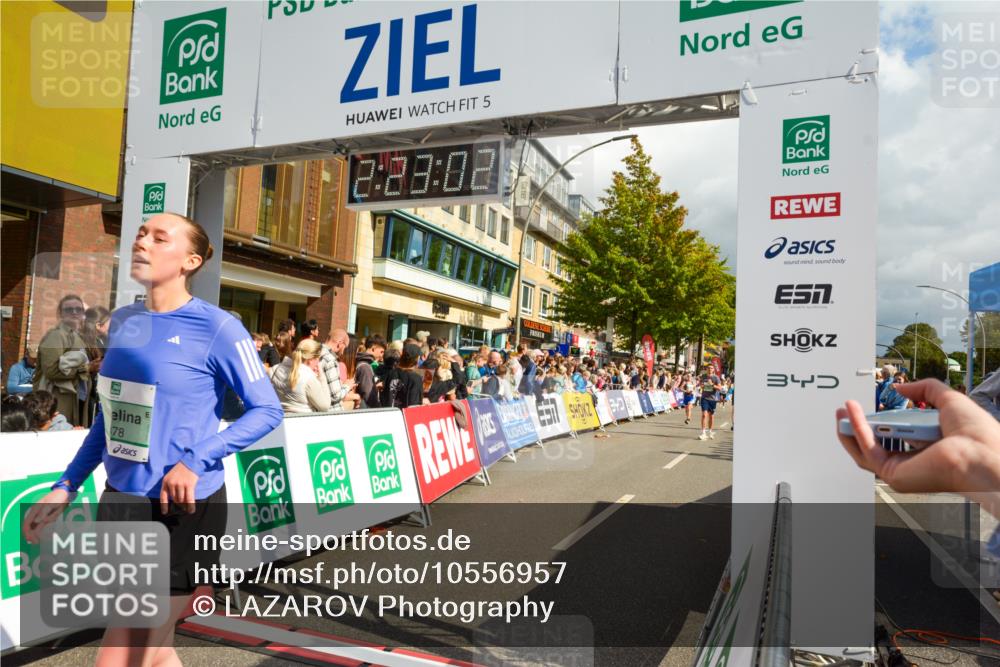 20.09.2026 - PSD Bank Halbmarathon LAZAROV Photography http://msf.ph/oto/10556957 20.09.2026 12:23:02 Ziel 1295, 1378, 1391, 2319, 2337, 4202, 4284 meine-sportfotos.de