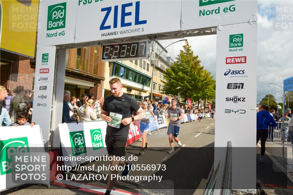 20.09.2026 - PSD Bank Halbmarathon LAZAROV Photography http://msf.ph/oto/10556973 20.09.2026 12:23:06 Ziel 1295, 1378, 2337, 2746, 4202, 4271, 4284 meine-sportfotos.de