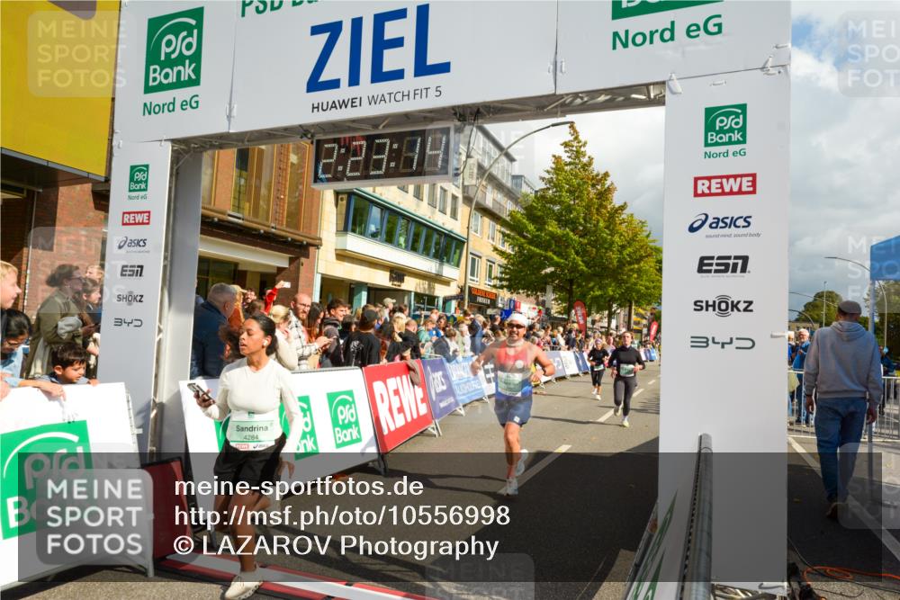20.09.2026 - PSD Bank Halbmarathon LAZAROV Photography http://msf.ph/oto/10556998 20.09.2026 12:23:14 Ziel 1295, 2193, 2746, 2916, 4202, 4271, 4284 meine-sportfotos.de