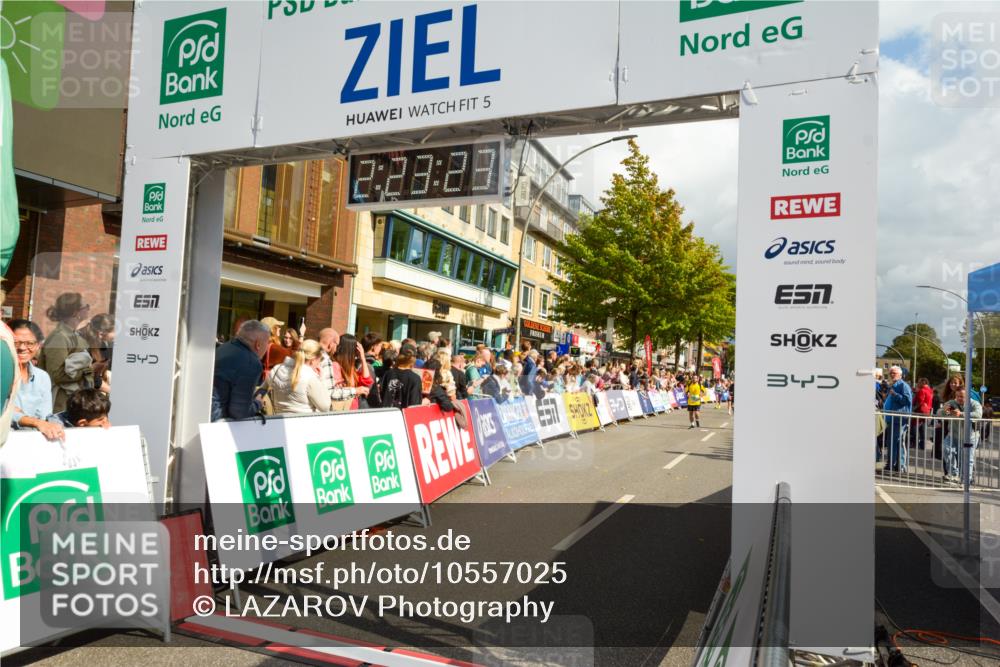 20.09.2026 - PSD Bank Halbmarathon LAZAROV Photography http://msf.ph/oto/10557025 20.09.2026 12:23:22 Ziel 1324, 2193, 2384, 2916, 3807, 4271, 4628, 4667 meine-sportfotos.de