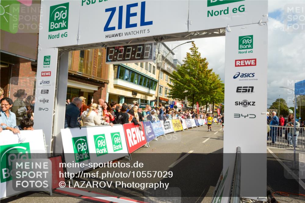 20.09.2026 - PSD Bank Halbmarathon LAZAROV Photography http://msf.ph/oto/10557029 20.09.2026 12:23:23 Ziel 1324, 1884, 2193, 2384, 2916, 3650, 3807, 4628, 4667 meine-sportfotos.de