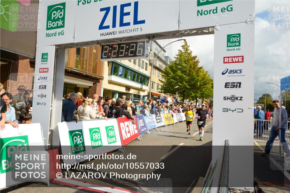 20.09.2026 - PSD Bank Halbmarathon LAZAROV Photography http://msf.ph/oto/10557033 20.09.2026 12:23:26 Ziel 1324, 1884, 2193, 2384, 2624, 3650, 3807, 3978, 4517, 4628, 4667 meine-sportfotos.de
