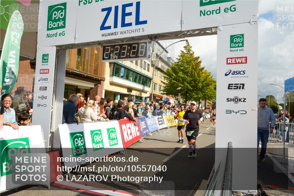 20.09.2026 - PSD Bank Halbmarathon LAZAROV Photography http://msf.ph/oto/10557040 20.09.2026 12:23:27 Ziel 1324, 1884, 2193, 2384, 2624, 3650, 3807, 3978, 4517, 4628, 4667 meine-sportfotos.de