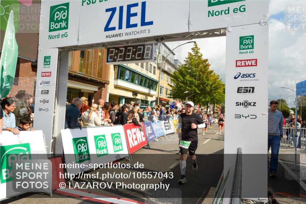 20.09.2026 - PSD Bank Halbmarathon LAZAROV Photography http://msf.ph/oto/10557043 20.09.2026 12:23:28 Ziel 1324, 1884, 2384, 2624, 3650, 3807, 3978, 4517, 4628, 4667 meine-sportfotos.de
