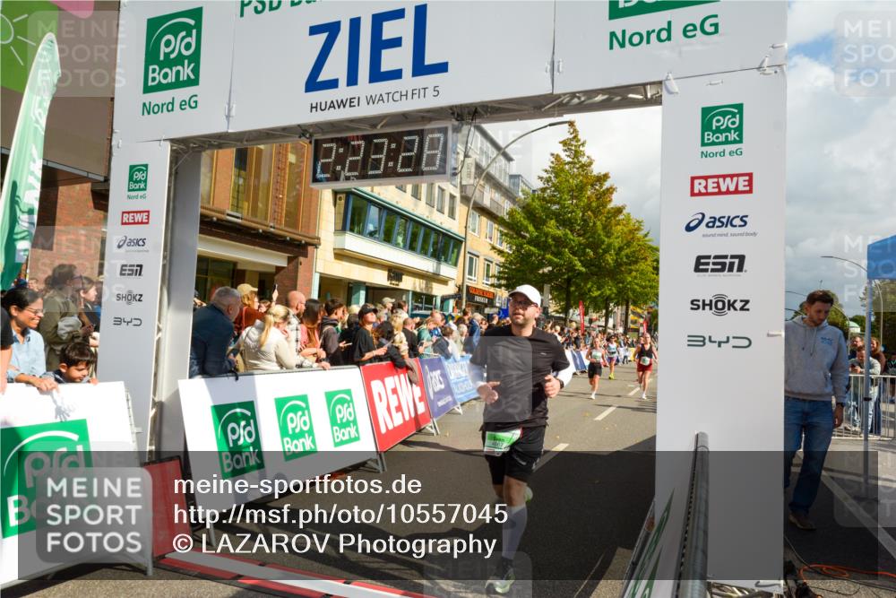 20.09.2026 - PSD Bank Halbmarathon LAZAROV Photography http://msf.ph/oto/10557045 20.09.2026 12:23:28 Ziel 1324, 1884, 2384, 2624, 3650, 3807, 3978, 4517, 4628, 4667 meine-sportfotos.de