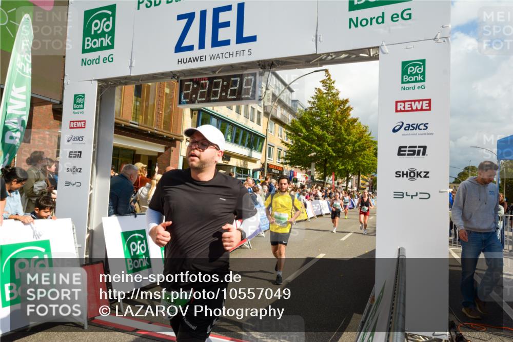 20.09.2026 - PSD Bank Halbmarathon LAZAROV Photography http://msf.ph/oto/10557049 20.09.2026 12:23:29 Ziel 1324, 1884, 2384, 2624, 3650, 3807, 3978, 4517, 4628, 4667 meine-sportfotos.de